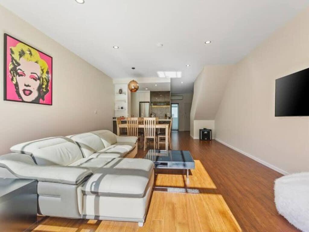 Sleek Modern Pad Next To Spark Arena Free Parking Auckland Dış mekan fotoğraf