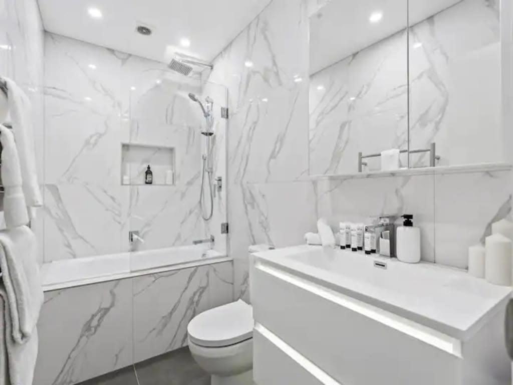 Sleek Modern Pad Next To Spark Arena Free Parking Auckland Dış mekan fotoğraf