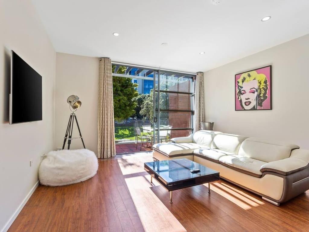 Sleek Modern Pad Next To Spark Arena Free Parking Auckland Dış mekan fotoğraf